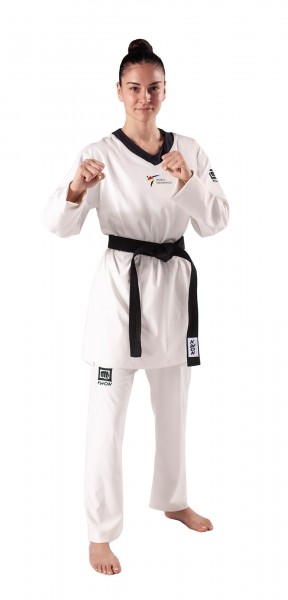 Kwon Taekwondo Anzug Slimfit WT anerkannt