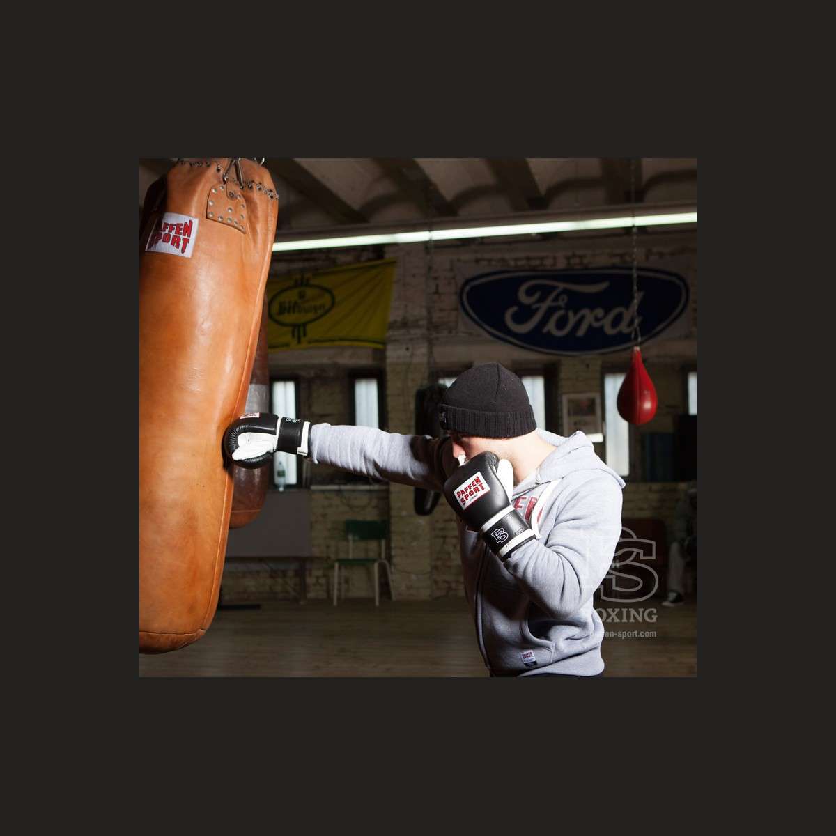 Paffen Sport Pro Boxsack-Handschuhe | K1-Kampfsportartikel