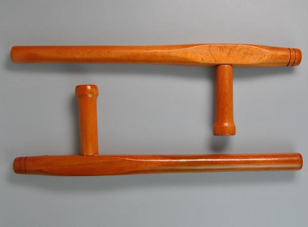 Paar Tonfa, rund, ca 51 cm - Roteiche