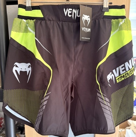 Venum VTC 3.0 Fightshort 3.0 Black / Neo Yellow Größe M Abverkauf !