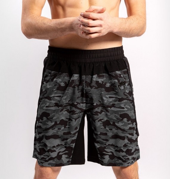 Venum Defender Training Shorts dark camo L